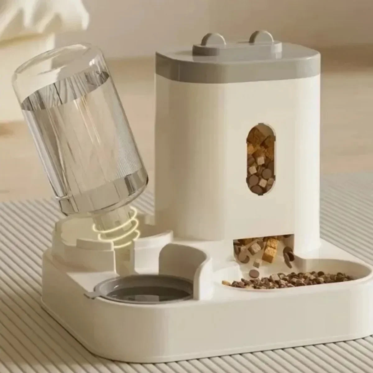 PawSip™ SmartFlow Pet Feeder – 2-in-1 Food & Water Bowl for Cats and Small Dogs